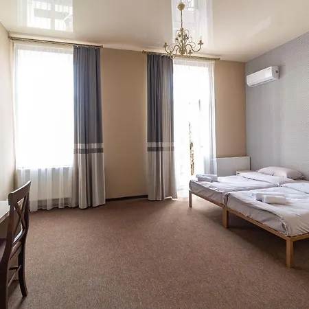 Legrand-2